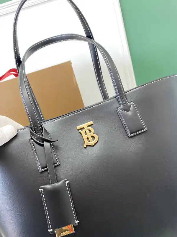 Official oldcobbler BURBERRY Medium Monogram Motif Leather Tote 0129