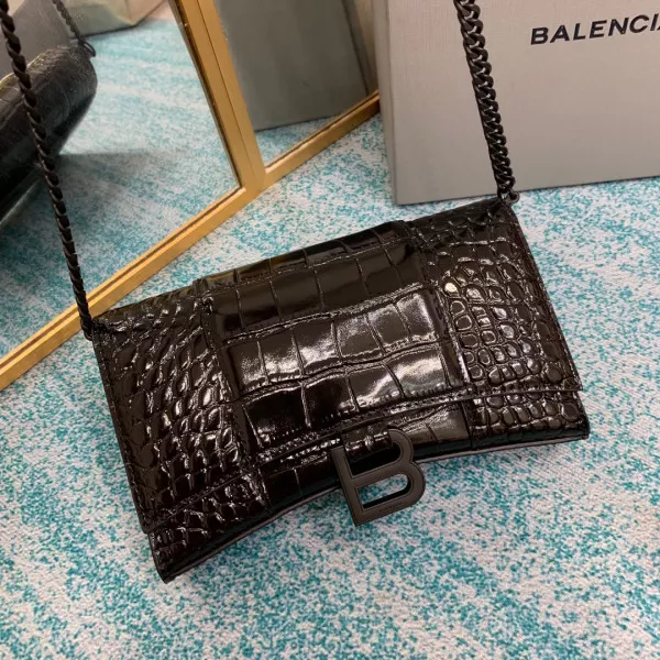 Official oldcobbler BALENCIAGA HOURGLASS WALLET ON CHAIN 0121