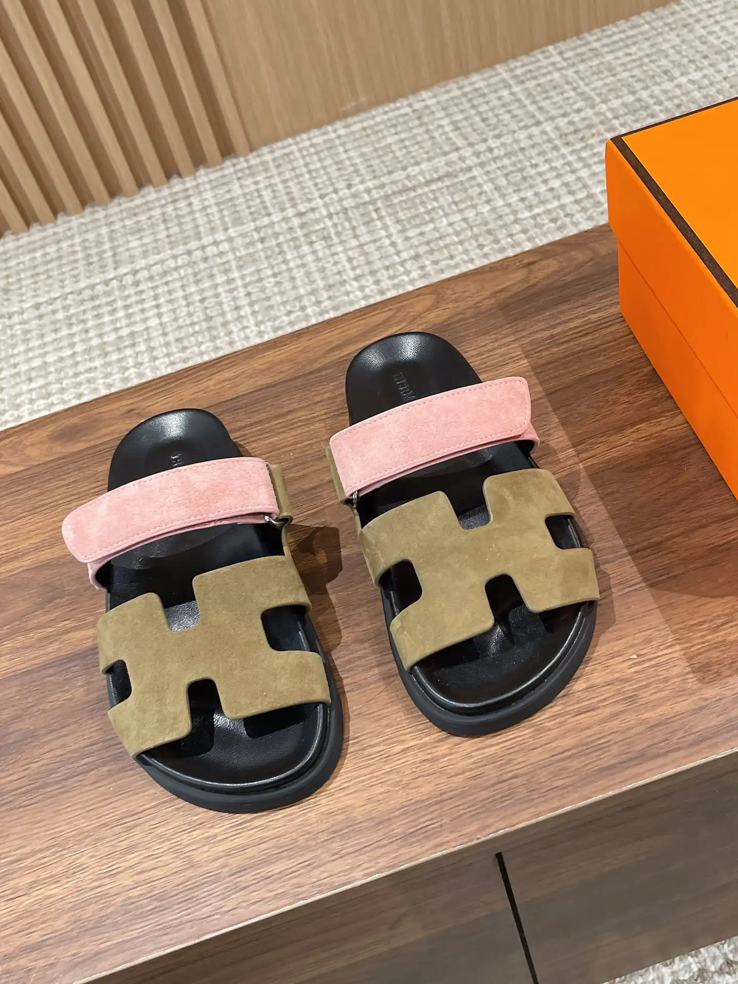 HERMES SANDAL 0123