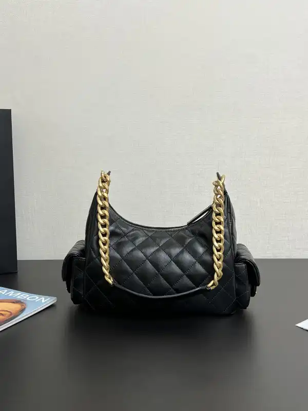 Official oldcobbler CHANEL small Hobo Bag 0128