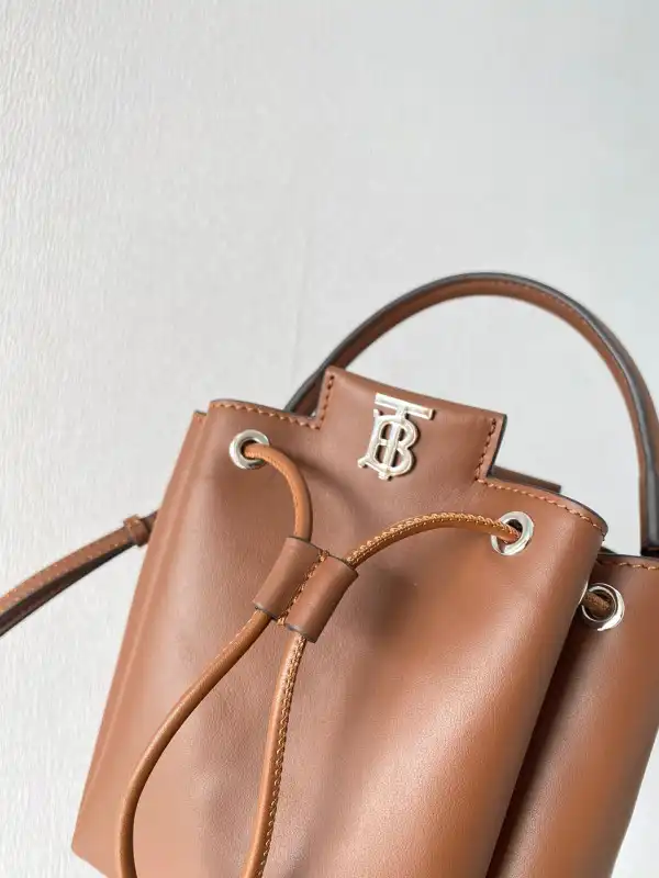 Official oldcobbler BURBERRY Bucket Bag 0129