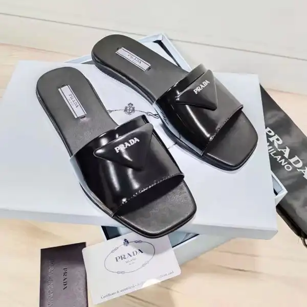 Official oldcobbler PRADA slides 0123