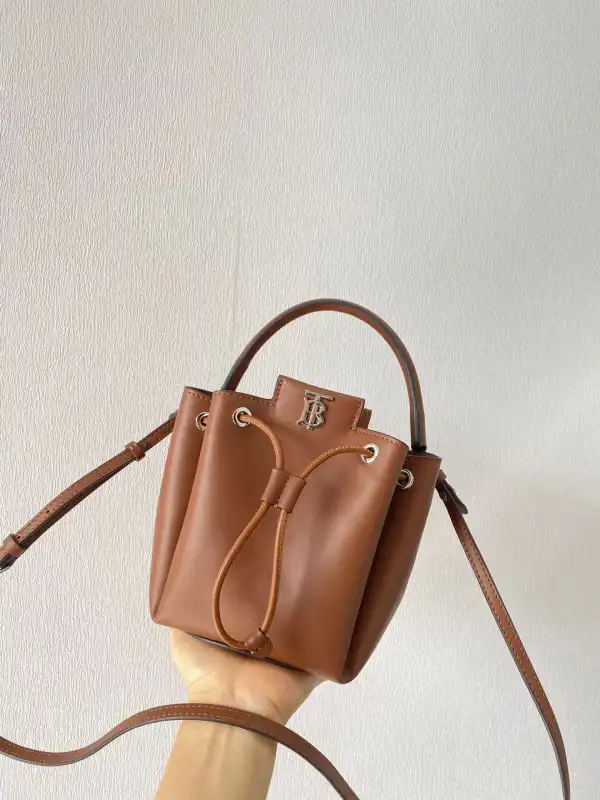 Official oldcobbler BURBERRY Bucket Bag 0129