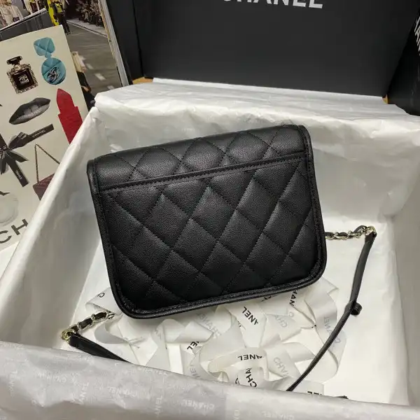 Official oldcobbler CHANEL SMALL MESSENGER BAG 0128