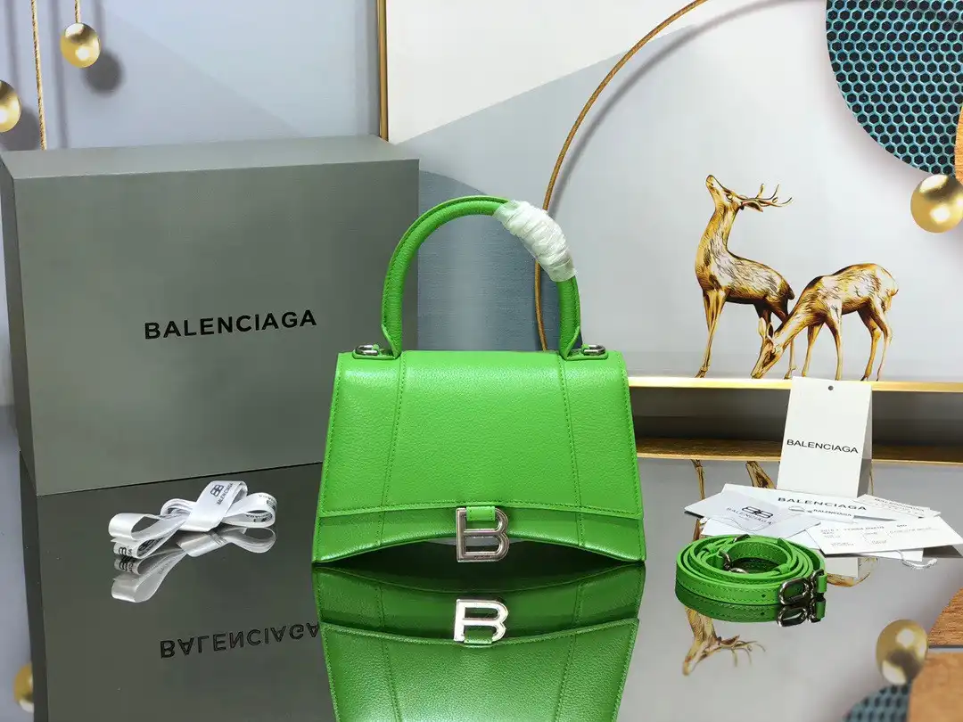 Official oldcobbler BALENCIAGA HOURGLASS 0131