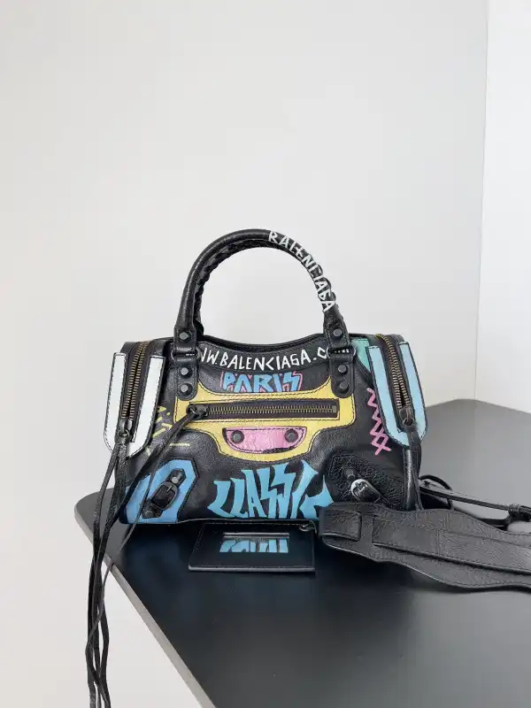 Official oldcobbler Balenciag Graffiti CHANELassic City-23*9*16cm 0131