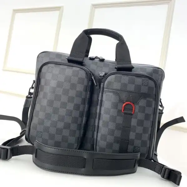 LOUIS VUITTON UTILITY BUSINESS BAG 0127