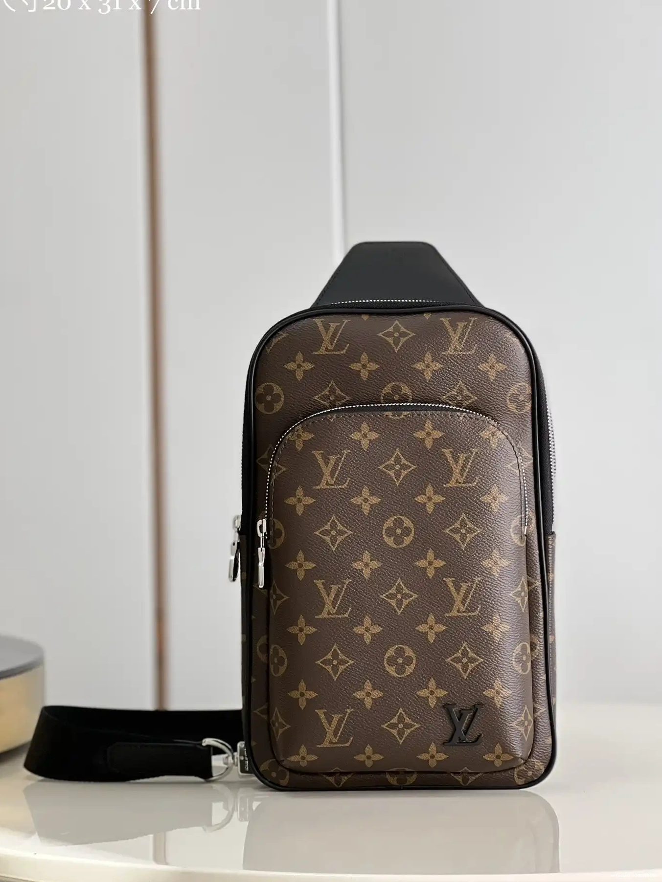 Official oldcobbler VUITTON NM LOUIS Slingbag Avenue 0207