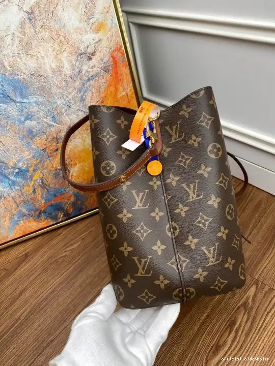 Official oldcobbler VUITTON NÉONOÉ LOUIS 0212