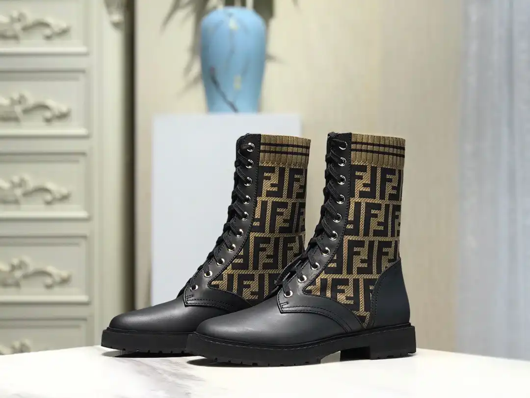 Official oldcobbler FENDI ANKLE BOOTS 0203