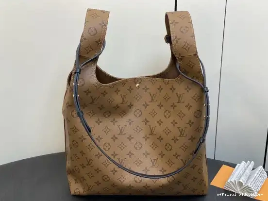 Official oldcobbler GM Atlantis LOUIS VUITTON 0220