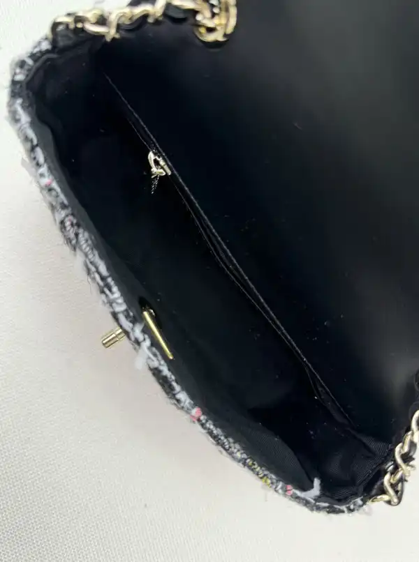 Official oldcobbler CHANEL MINI FLAP BAG 0206