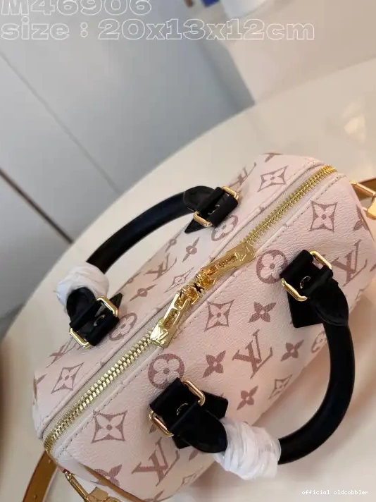 Official oldcobbler VUITTON LOUIS SPEEDY BANDOULIÈRE 20 0219