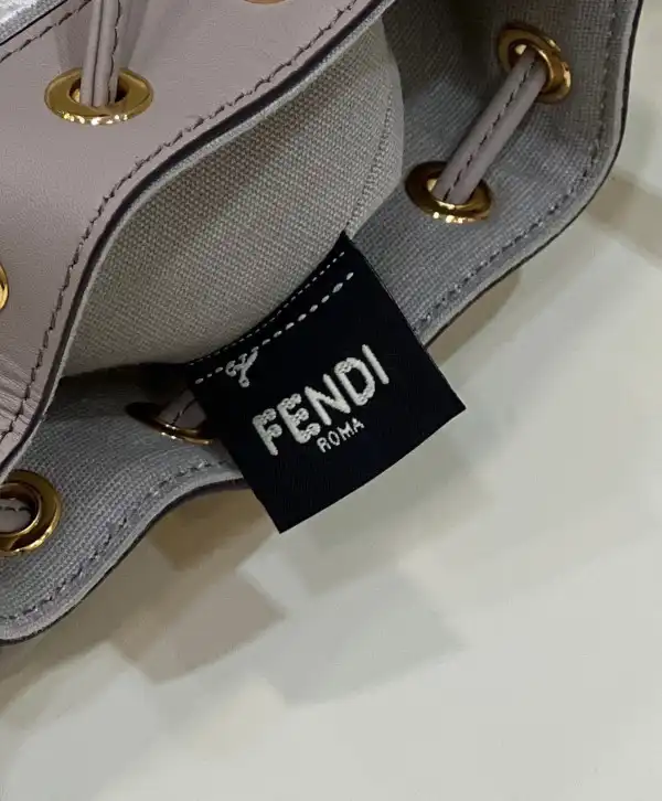 Official oldcobbler FENDI MON TRESOR-12*18*10CM 0204