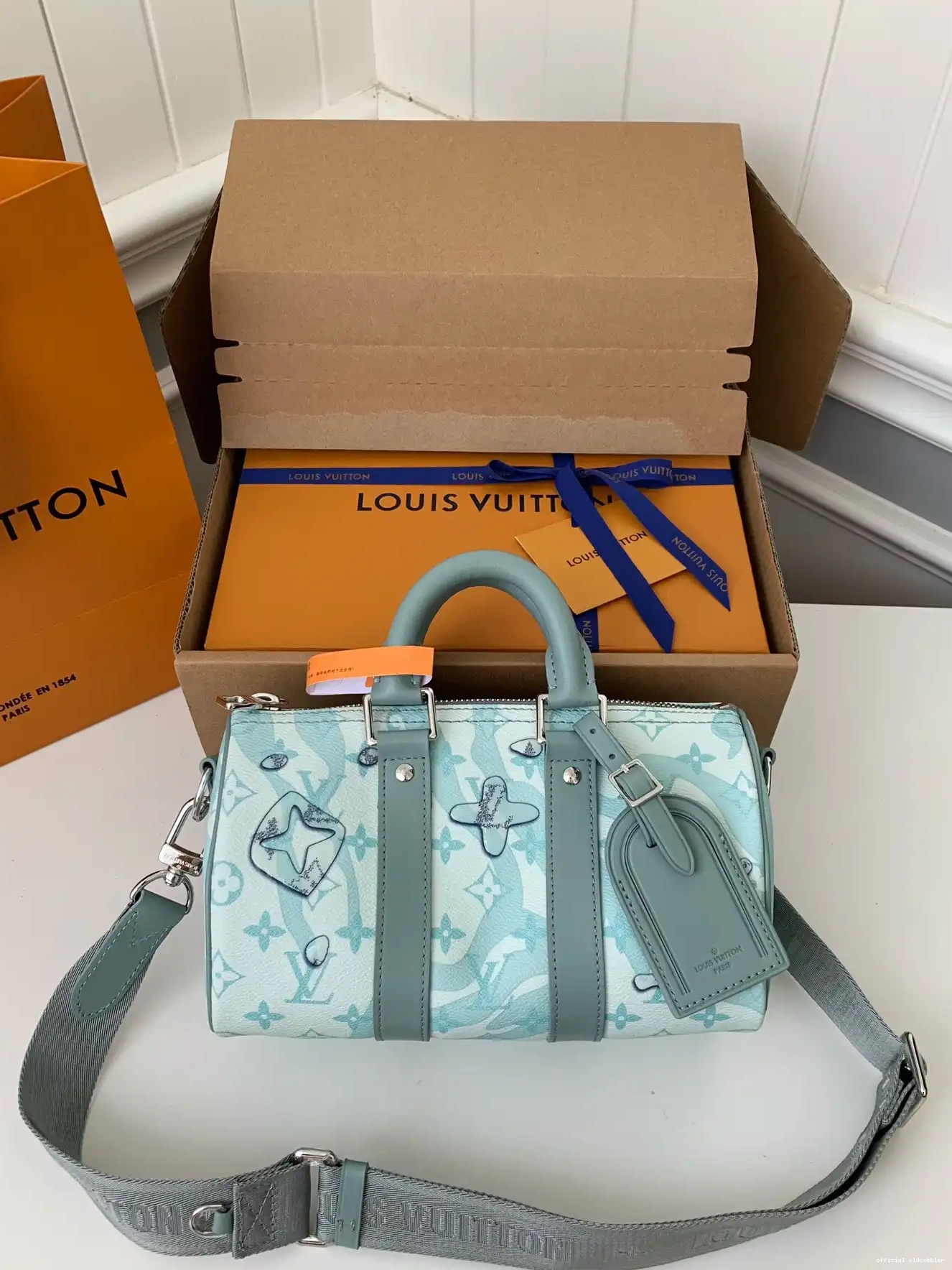 Official oldcobbler BANDOULIÈRE LOUIS VUITTON 25 KEEPALL 0223