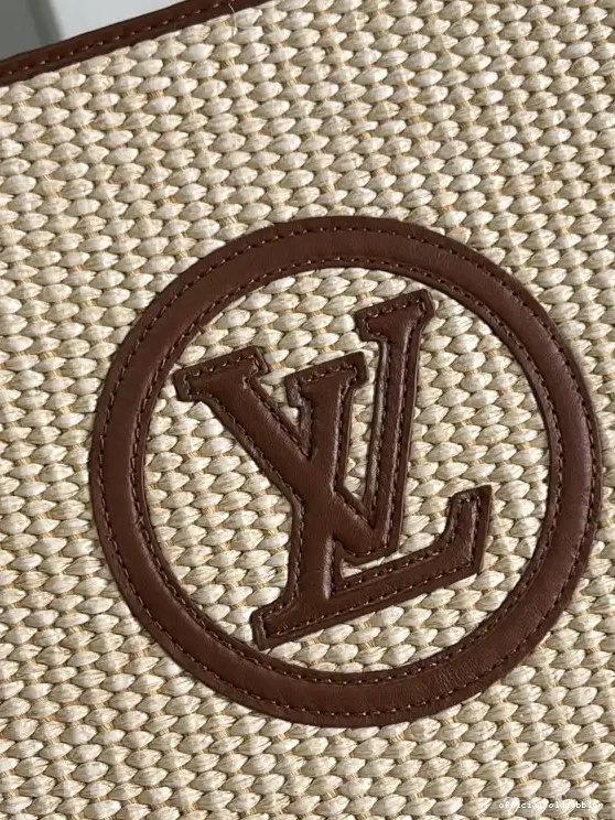 Official oldcobbler VUITTON CHAIN TOILETRY LOUIS POUCH ON 0210