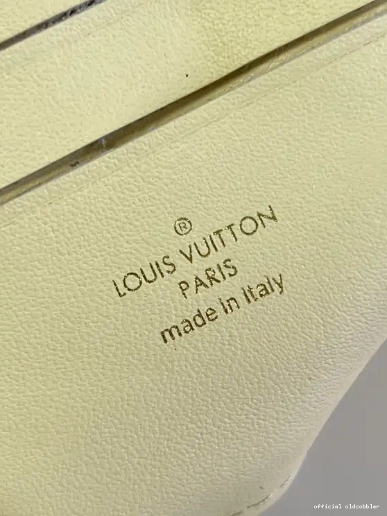 Official oldcobbler LOUIS WALLET STRAP ON BUBBLEGRAM VUITTON 0211