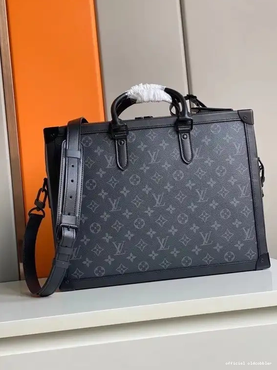 Official oldcobbler VUITTON LOUIS SOFT TRUNK 0212