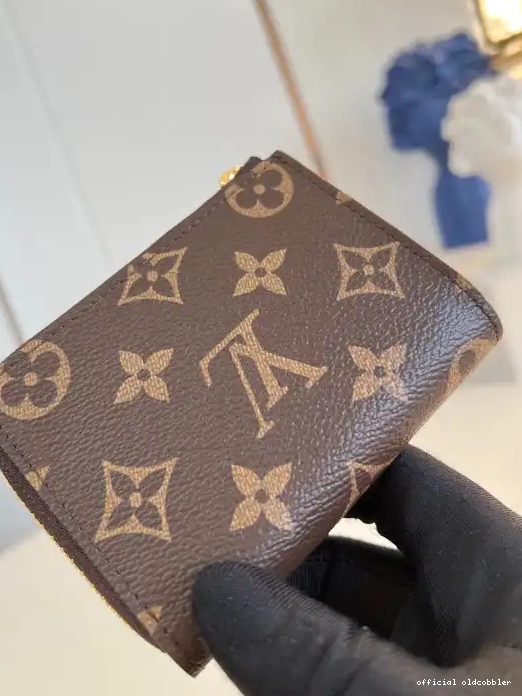 Official oldcobbler Compact Vuitton Louis Noa Wallet-11*8.5*1.5CM 0218