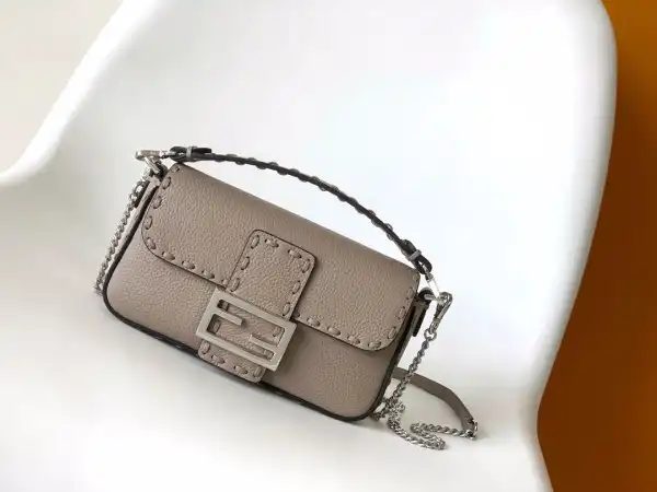 Official oldcobbler FENDI BAGUETTE-20*5*13CM 0204