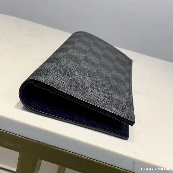 Official oldcobbler WALLET LOUIS ALEXANDRE VUITTON 0215