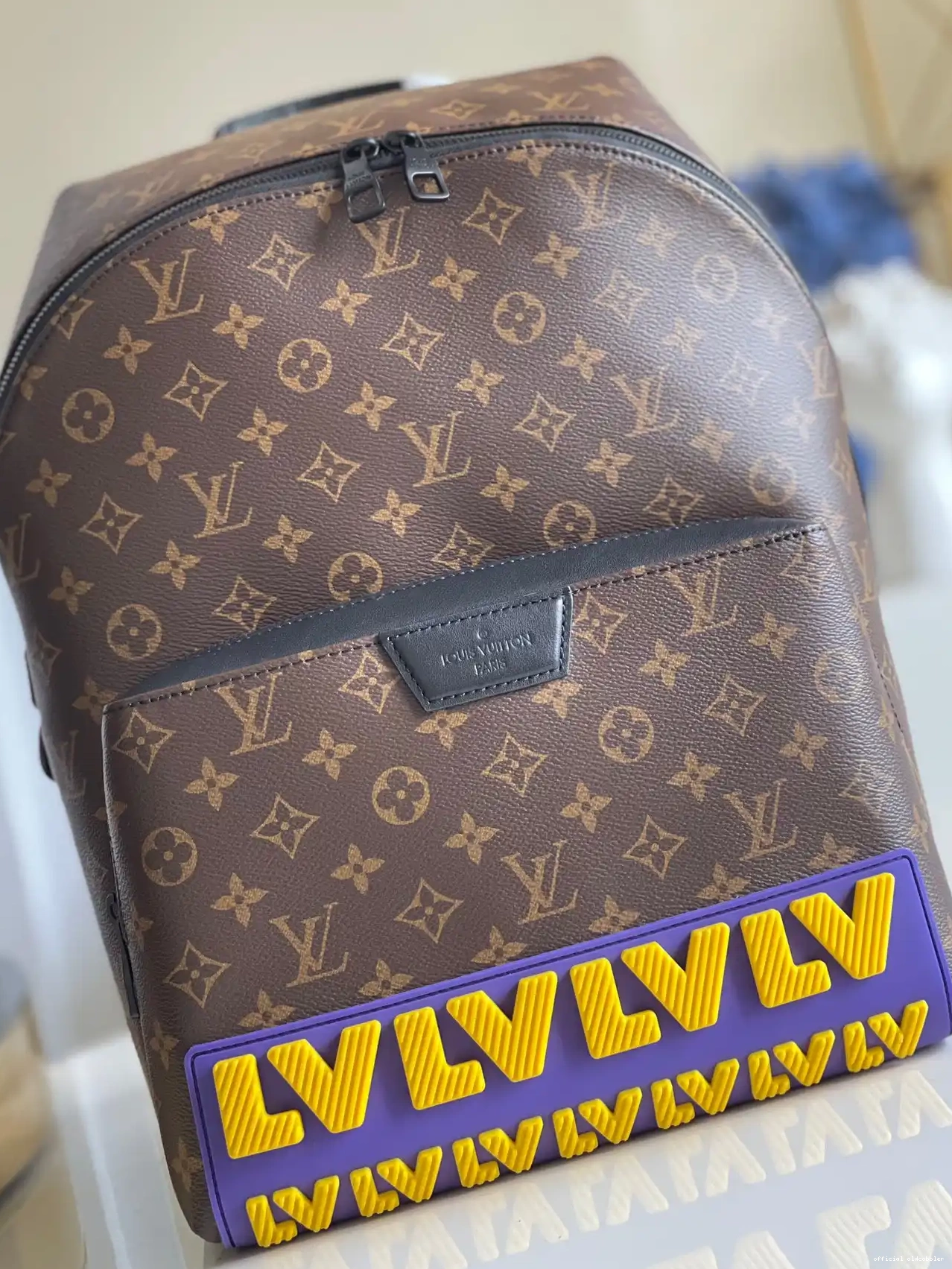 Official oldcobbler VUITTON LOUIS BACKPACK DISCOVERY 0220