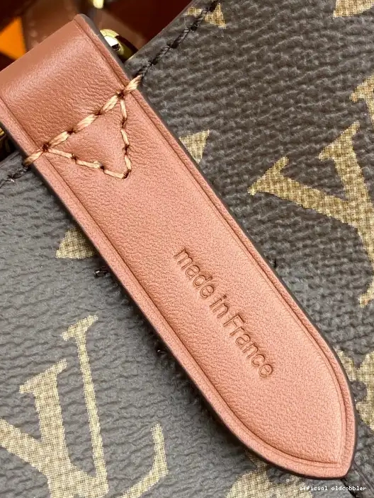 Official oldcobbler VUITTON NÉONOÉ LOUIS 0212