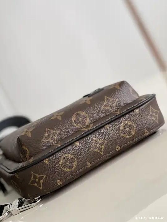 Official oldcobbler VUITTON NM LOUIS Slingbag Avenue 0207