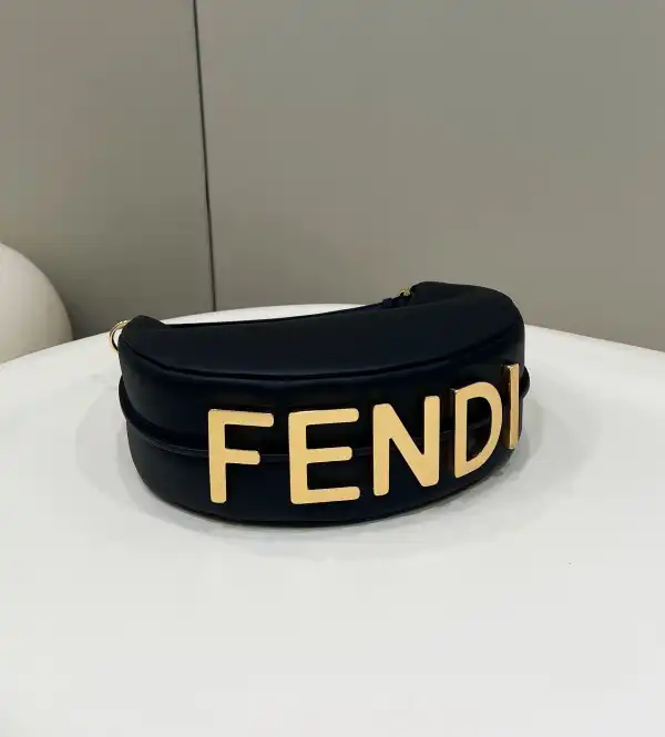 Official oldcobbler Fendi Fendigraphy Small 0204