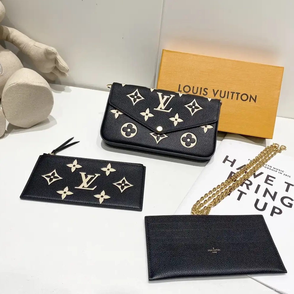 Official oldcobbler POCHETTE VUITTON LOUIS FÉLICIE 0225