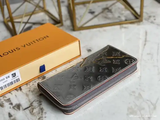 Official oldcobbler VERTICAL LOUIS ZIPPY WALLET VUITTON 0214