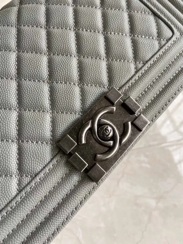 Official oldcobbler CHANEL BOY BAG 0206