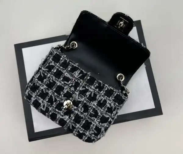 Official oldcobbler CHANEL MINI FLAP BAG 0206