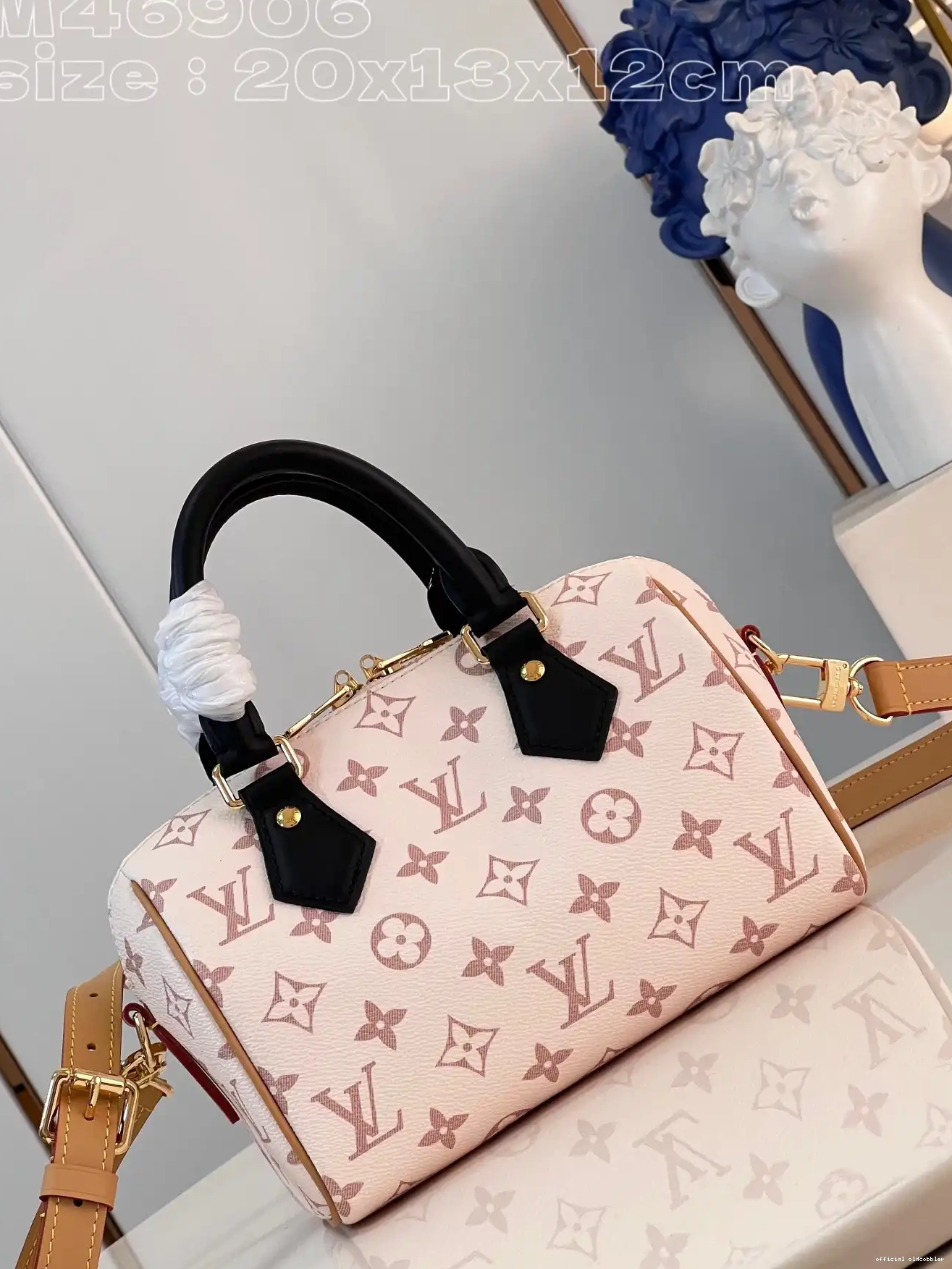 Official oldcobbler VUITTON LOUIS SPEEDY BANDOULIÈRE 20 0219